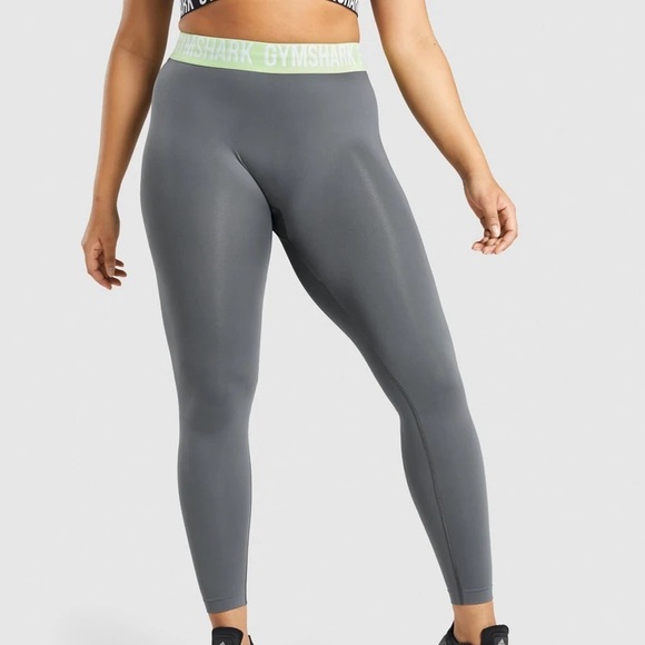 Gymshark Fit Seamless Leggings in XSMALL - Picture 10 of 10